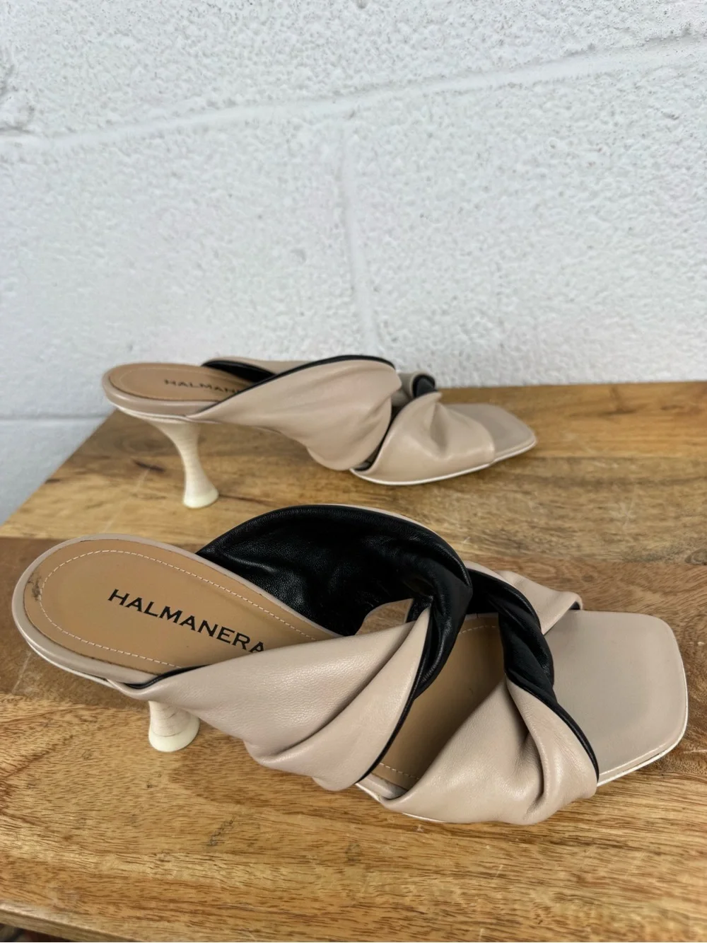 Halmanera Italy Leather Twist Knot Heeled Sandals Beige Black Size 37